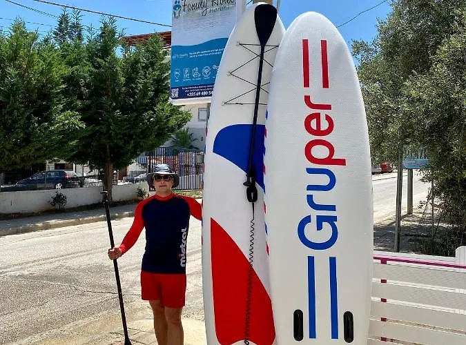 Family Haruni Hotel *