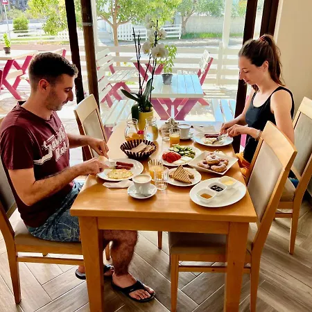 Family Haruni Hotel Ksamil