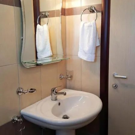 Hotel Family Haruni Ksamil