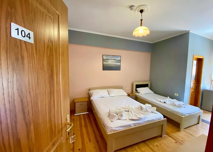 Hotel Family Haruni Ksamil